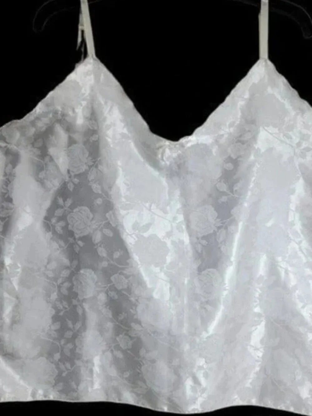Camisole 1X white silky floral rose print cami scalloped edge